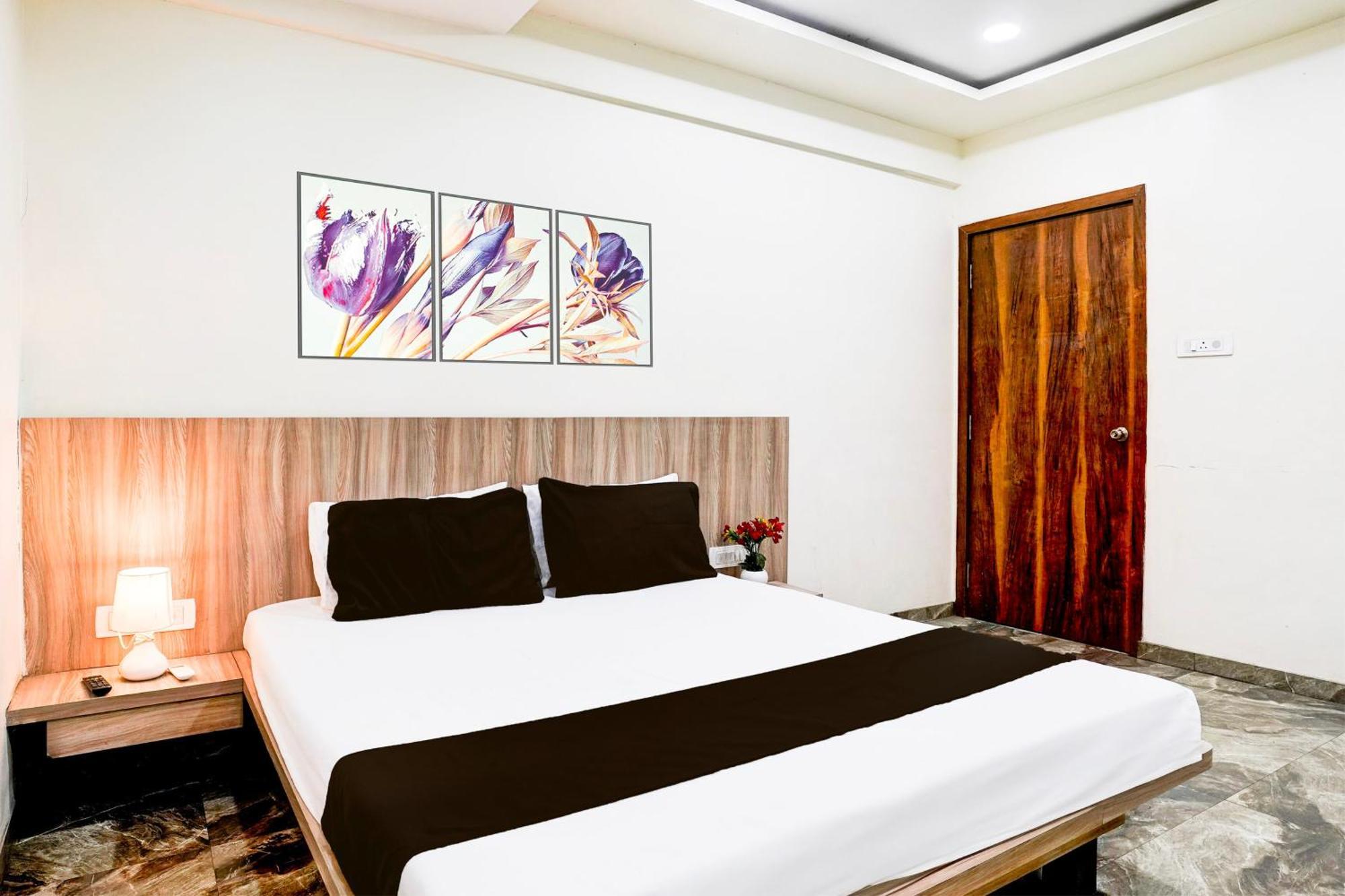 Super Hotel O Dombivali Formerly Pk Lodging Dombivli エクステリア 写真